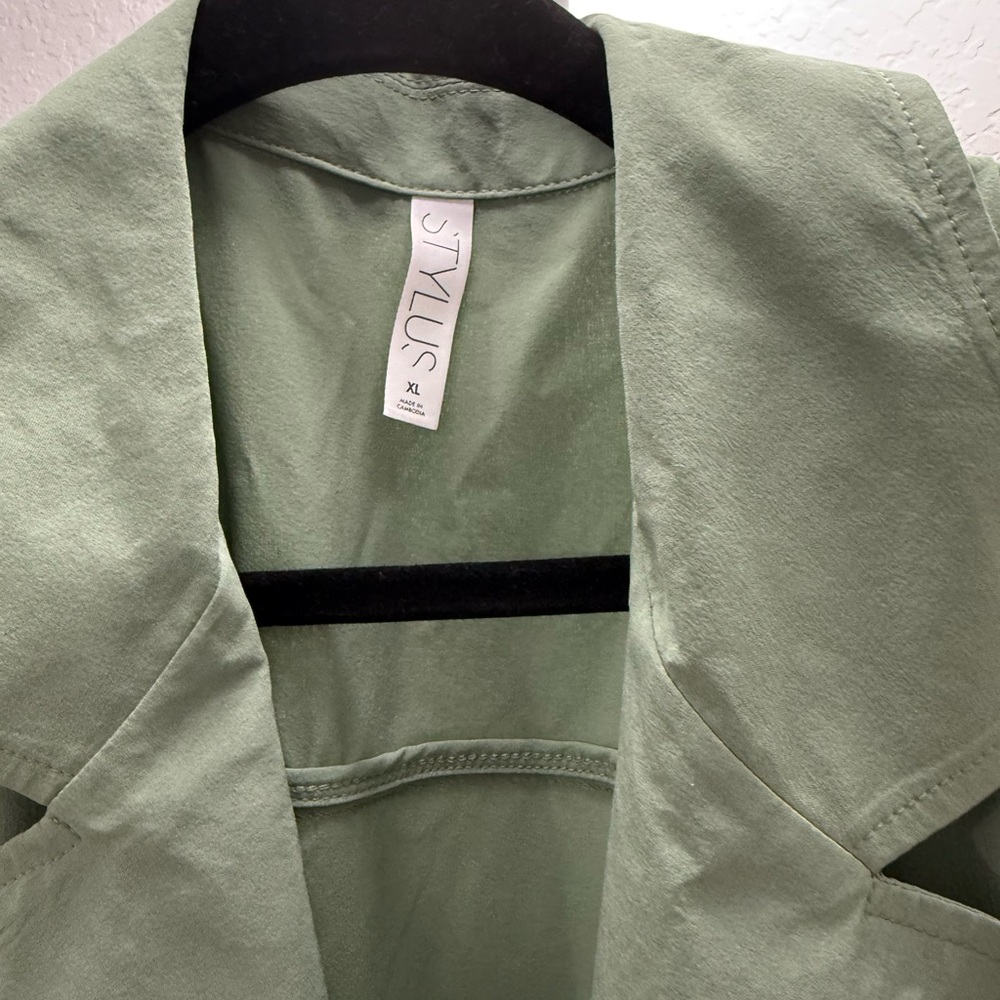 Jumpsuit - Picture 4 of 4